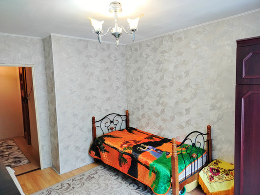 Продам двухкомнатную (2-комн.) квартиру, Советская ул, 21а, Отрадное г