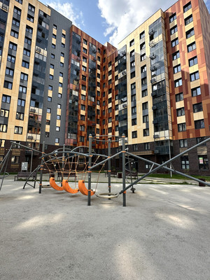 Продам однокомнатную (1-комн.) квартиру, Победы ул, 1к4, Десна д