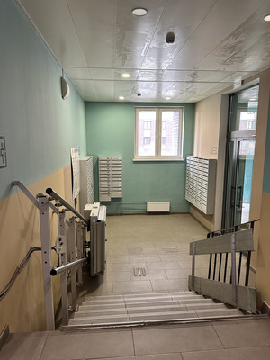Продам однокомнатную (1-комн.) квартиру, Победы ул, 1к4, Десна д
