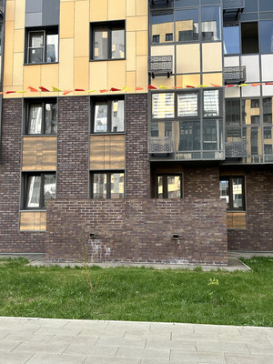 Продам однокомнатную (1-комн.) квартиру, Победы ул, 1к4, Десна д