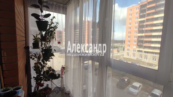 Продам двухкомнатную (2-комн.) квартиру, Загородная ул, 43к5, Колпино г