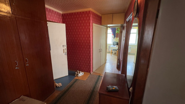 Продам трехкомнатную (3-комн.) квартиру, Кустанайская ул, 117, Ростов-на-Дону г