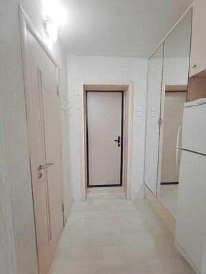 Продам комнату в 17-комн. квартире, Нахимова ул, 1А, Санкт-Петербург г