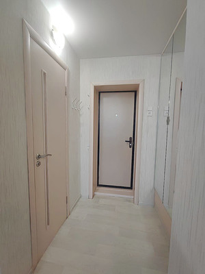 Продам комнату в 17-комн. квартире, Нахимова ул, 1А, Санкт-Петербург г