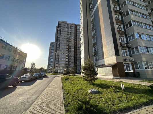 Продам двухкомнатную (2-комн.) квартиру, Сиверса пр-кт, 28, Ростов-на-Дону г