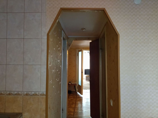 Продам двухкомнатную (2-комн.) квартиру, Калинина ул, 6, Красноперекопск г