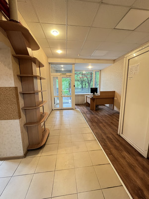 Продам торговое помещение 97,8 м2, Калужский пер, 12-206, Калининград г