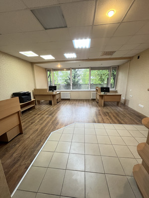 Продам торговое помещение 97,8 м2, Калужский пер, 12-206, Калининград г