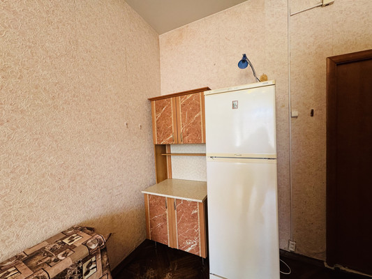 Продам комнату в 5-комн. квартире, Лермонтовский пр-кт, 8аА, Санкт-Петербург г