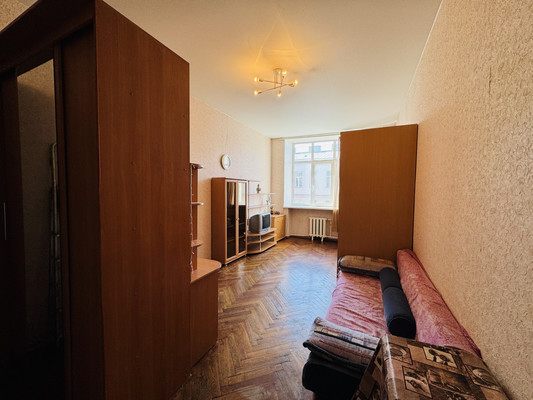 Продам комнату в 5-комн. квартире, Лермонтовский пр-кт, 8аА, Санкт-Петербург г