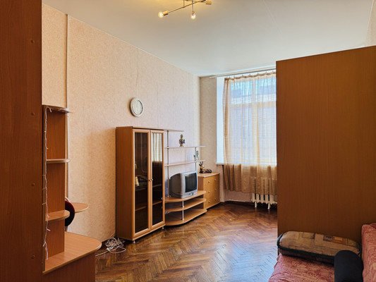 Продам комнату в 5-комн. квартире, Лермонтовский пр-кт, 8аА, Санкт-Петербург г