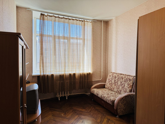 Продам комнату в 5-комн. квартире, Лермонтовский пр-кт, 8аА, Санкт-Петербург г