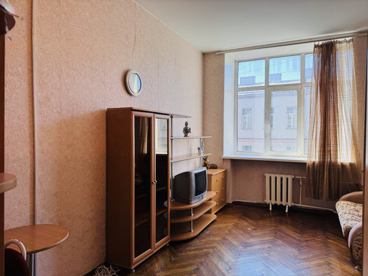 Продам комнату в 5-комн. квартире, Лермонтовский пр-кт, 8аА, Санкт-Петербург г