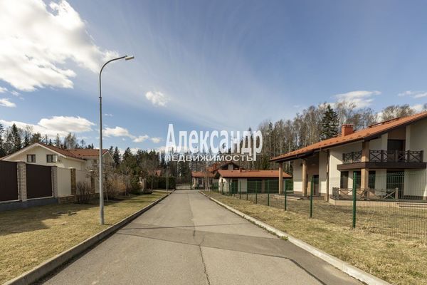 Продам коттедж в поселке ДНП Малая Малиновка, 42, Малая Малиновка тер. ДНП, 32 км от города