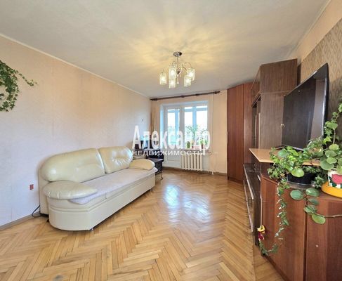 Продам двухкомнатную (2-комн.) квартиру, Дыбенко ул, 25к2, Санкт-Петербург г