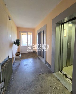 Продам двухкомнатную (2-комн.) квартиру, Дыбенко ул, 25к2, Санкт-Петербург г