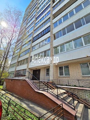 Продам двухкомнатную (2-комн.) квартиру, Дыбенко ул, 25к2, Санкт-Петербург г