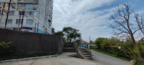 Продам двухкомнатную (2-комн.) квартиру, Говорова ул, 51, Туапсе г