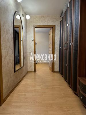 Продам двухкомнатную (2-комн.) квартиру, Коммуны ул, 30к1, Санкт-Петербург г