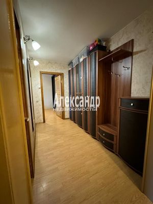 Продам двухкомнатную (2-комн.) квартиру, Коммуны ул, 30к1, Санкт-Петербург г
