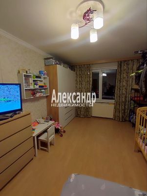 Продам двухкомнатную (2-комн.) квартиру, Коммуны ул, 30к1, Санкт-Петербург г