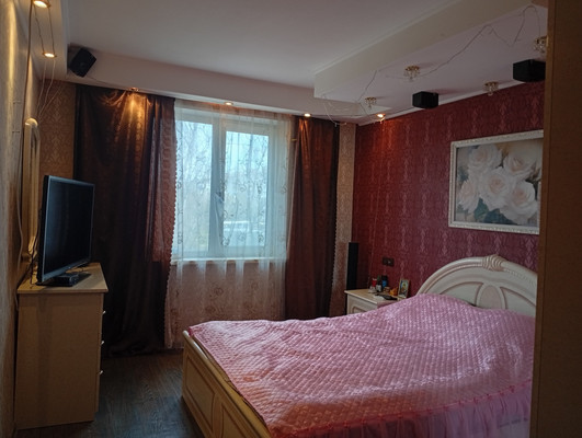Продам трехкомнатную (3-комн.) квартиру, Баренца ул, 9к85, Нижний Новгород г