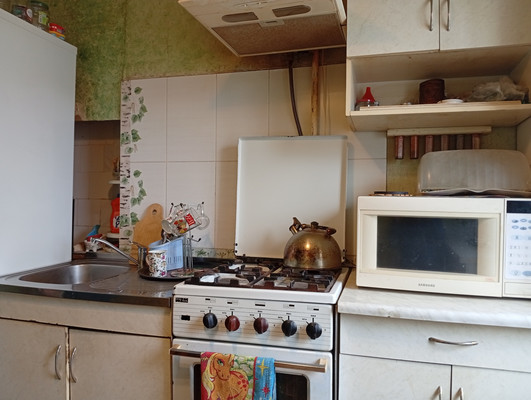 Продам трехкомнатную (3-комн.) квартиру, Баренца ул, 9к85, Нижний Новгород г