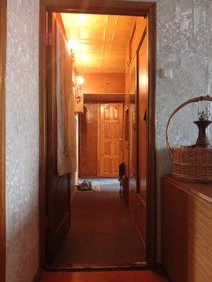 Продам трехкомнатную (3-комн.) квартиру, Баренца ул, 9к85, Нижний Новгород г