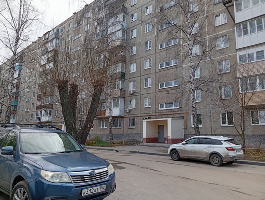Продам трехкомнатную (3-комн.) квартиру, Баренца ул, 9к85, Нижний Новгород г