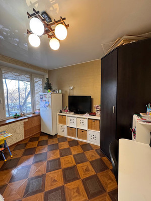 Продам трехкомнатную (3-комн.) квартиру, Липецкая ул, 20, Москва г