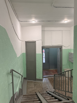 Продам трехкомнатную (3-комн.) квартиру, Липецкая ул, 20, Москва г