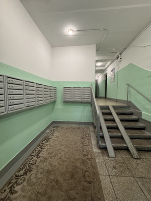 Продам трехкомнатную (3-комн.) квартиру, Липецкая ул, 20, Москва г