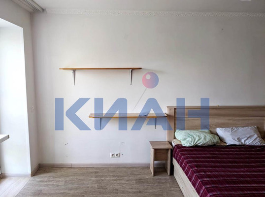 Продам однокомнатную (1-комн.) квартиру, Никитина ул, 1а, Красноярск г