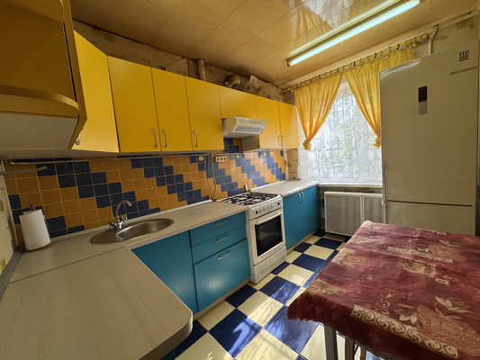 Продам трехкомнатную (3-комн.) квартиру, Юфимцева ул, 14/2, Ростов-на-Дону г