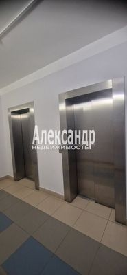 Продам трехкомнатную (3-комн.) квартиру, Гжатская ул, 22к4, Санкт-Петербург г