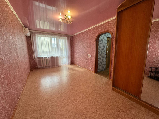 Продам двухкомнатную (2-комн.) квартиру, Победы пр-кт, 41к4, Комсомольск-на-Амуре г
