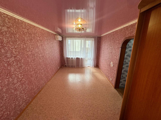 Продам двухкомнатную (2-комн.) квартиру, Победы пр-кт, 41к4, Комсомольск-на-Амуре г