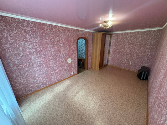 Продам двухкомнатную (2-комн.) квартиру, Победы пр-кт, 41к4, Комсомольск-на-Амуре г