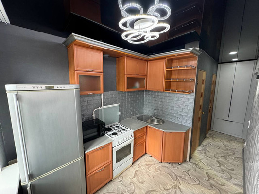 Продам двухкомнатную (2-комн.) квартиру, Победы пр-кт, 41к4, Комсомольск-на-Амуре г