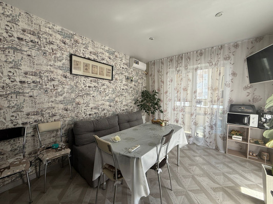 Продам трехкомнатную (3-комн.) квартиру, Еременко ул, 108к1, Ростов-на-Дону г