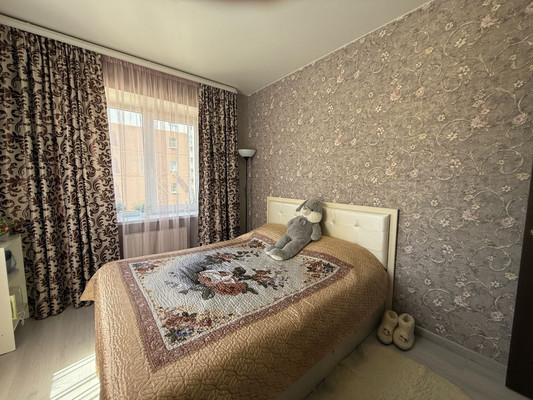 Продам трехкомнатную (3-комн.) квартиру, Еременко ул, 108к1, Ростов-на-Дону г