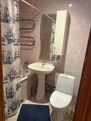 Продам двухкомнатную (2-комн.) квартиру, Коммунистический пр-кт, 12к1, Ростов-на-Дону г
