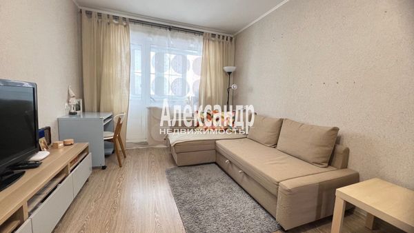 Продам двухкомнатную (2-комн.) квартиру, Портовое ш, 37, Выборг г