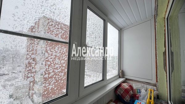 Продам двухкомнатную (2-комн.) квартиру, Портовое ш, 37, Выборг г