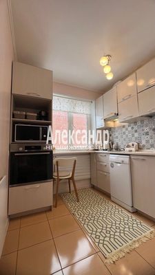 Продам двухкомнатную (2-комн.) квартиру, Портовое ш, 37, Выборг г