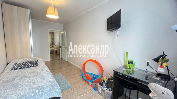Продам двухкомнатную (2-комн.) квартиру, Портовое ш, 37, Выборг г