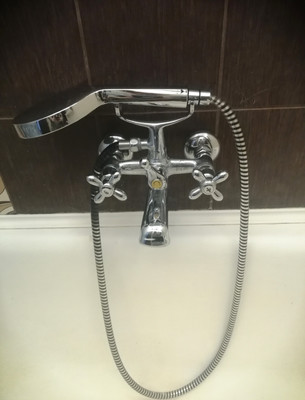 Продам трехкомнатную (3-комн.) квартиру, Декабриста Лунина ул, 1, Выборг г