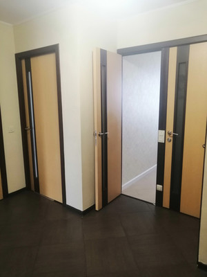 Продам трехкомнатную (3-комн.) квартиру, Декабриста Лунина ул, 1, Выборг г