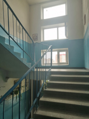 Продам трехкомнатную (3-комн.) квартиру, Декабриста Лунина ул, 1, Выборг г