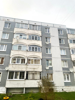Продам трехкомнатную (3-комн.) квартиру, Декабриста Лунина ул, 1, Выборг г